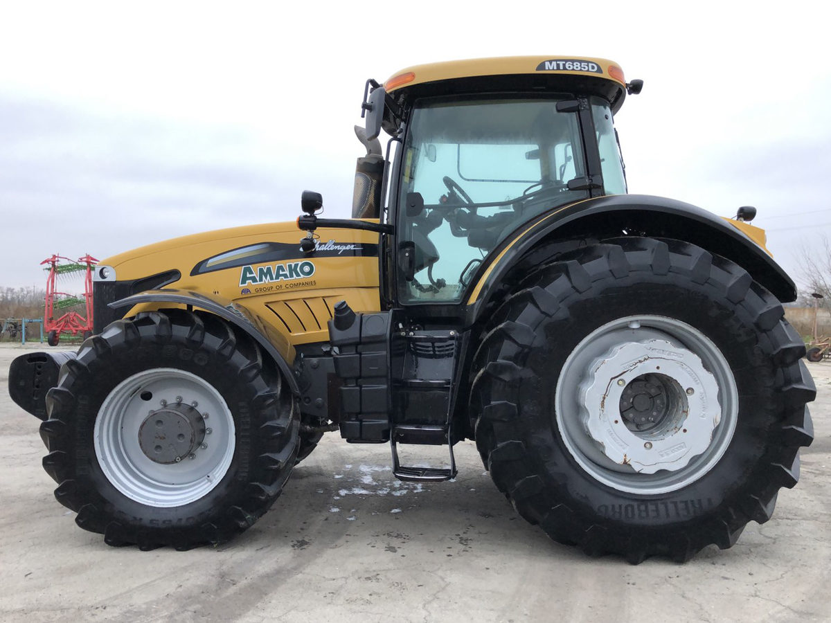 traktor-challenger-685d